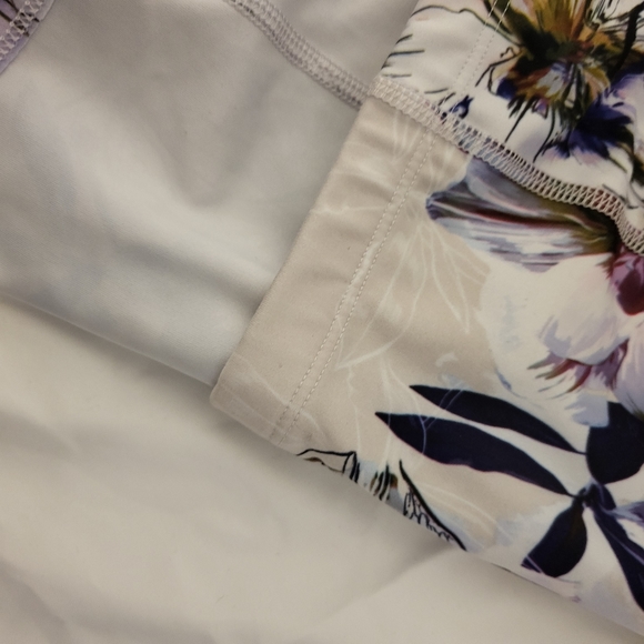 Gottex Sleep or Activewear Top - Picture 5 of 5